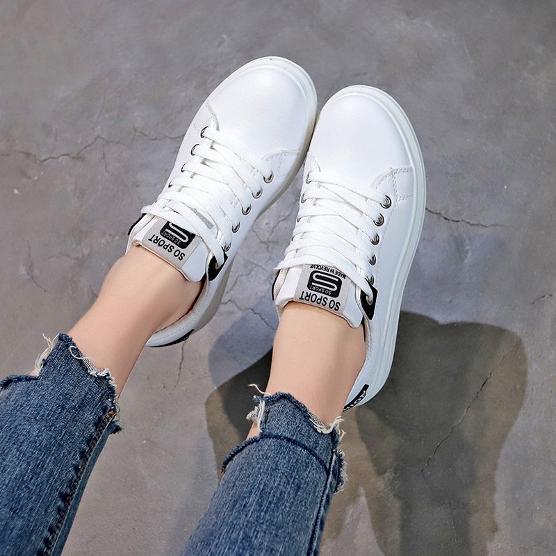 Little white shoes women's thick-soled basic Hong Kong style board shoes 2021 new spring student thick-soled shoes women